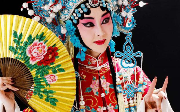 京剧借东风唱词,京剧借东风唱词两个版本