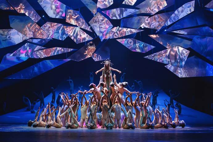 大型原创民族舞剧《花界人间》:“以花为神”,是我们一生的浪漫