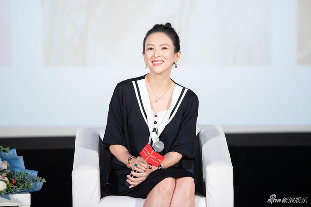 章子怡谈孟美岐拍打戏受伤:回想起《十面埋伏》