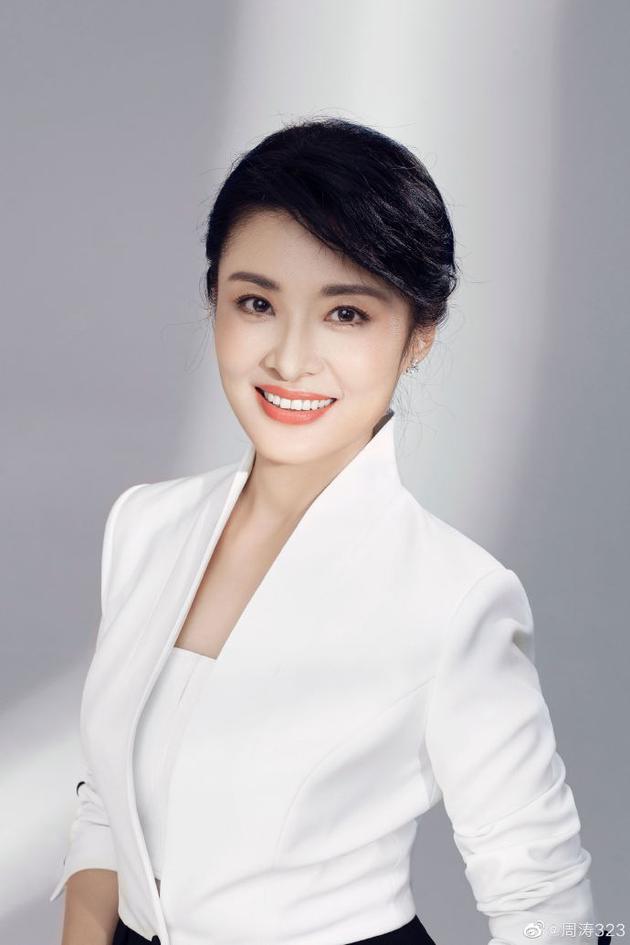 生日快乐■周涛迎52岁生日分享美照 发文感恩岁月与所有的爱