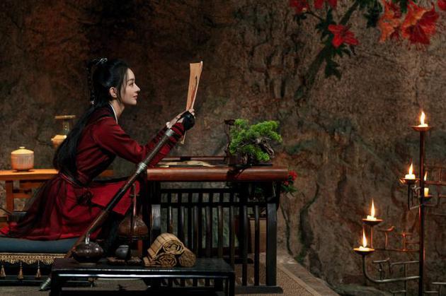 「拍摄」张艺谋新片开拍 多剧组复工行业正逐步复苏