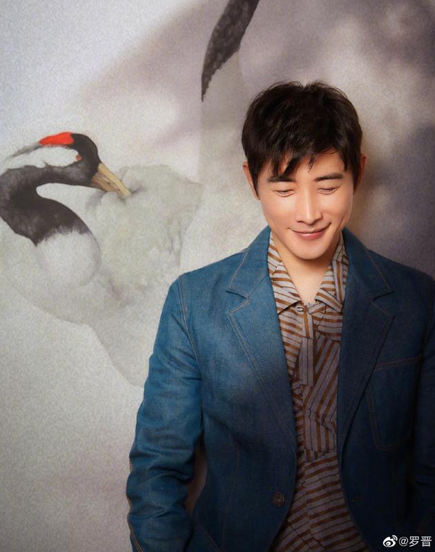 粉丝@罗晋庆祝后援会成立十周年 翻牌粉丝评论