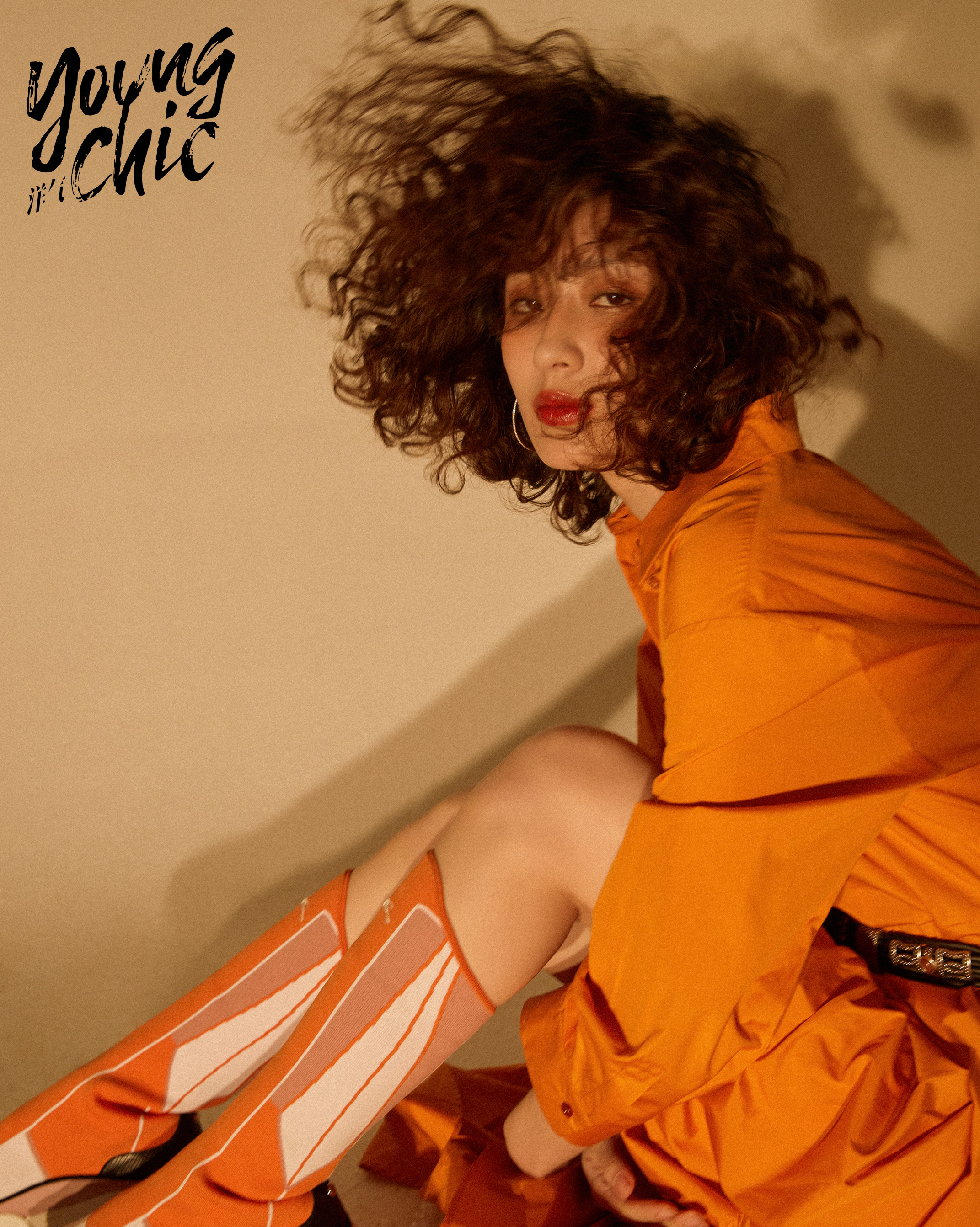 #孙佳雨#孙佳雨最新写真大片释出 玩转复古潮味十足