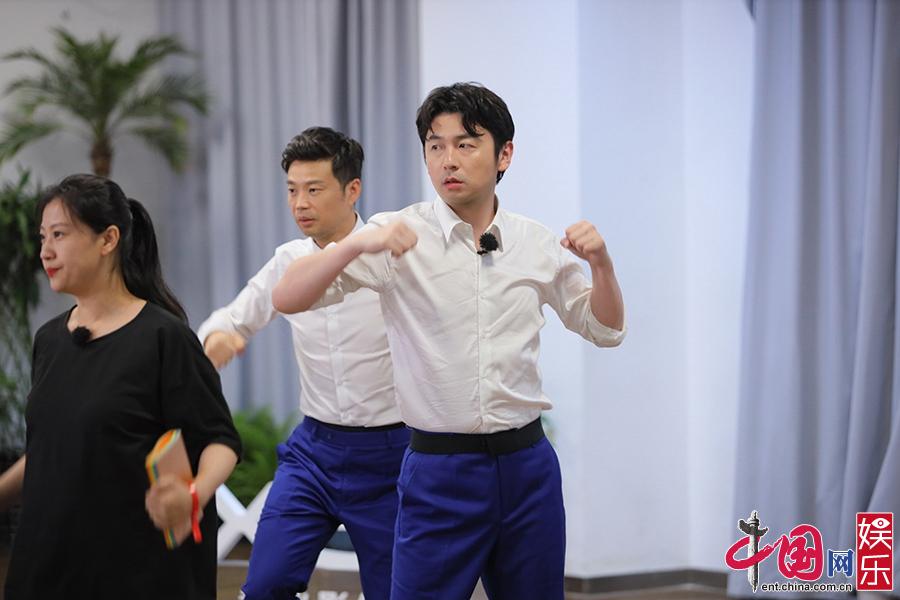 贾乃亮《极挑6》逐梦训练营 杨超越周震南鼓励后辈