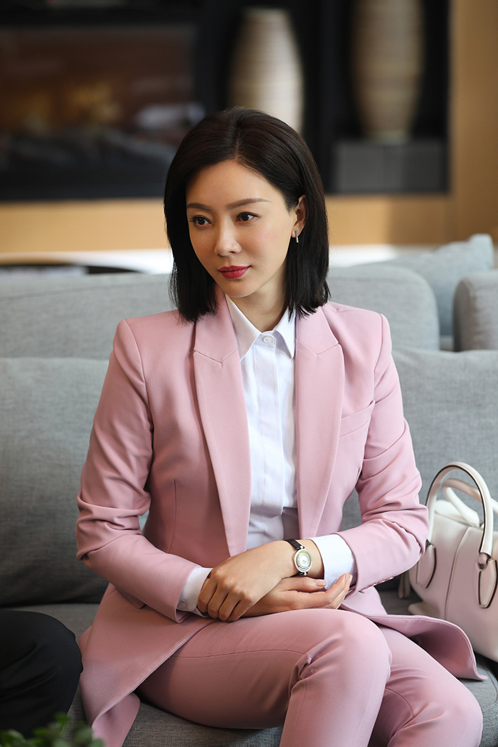 陈数陈数：为角色填“肉” 为人生画“骨”