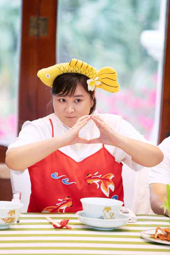 贾玲《青春环游记2》热播 贾玲毫无包袱成气氛担当