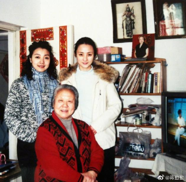 京剧表演艺术家蒋勤勤发文悼念京剧表演艺术家张正芳：永念师恩