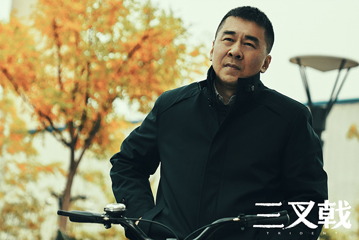 陈建斌陈建斌：要用生活的尺子衡量崔铁军