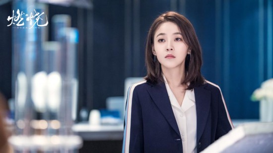 奚美娟张佳宁：和奚美娟对戏一点也不紧张