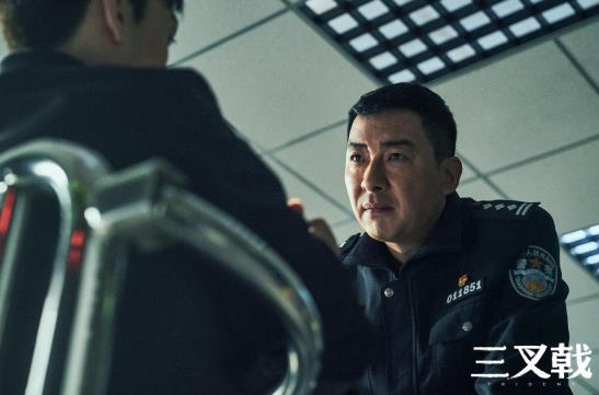 定格豆瓣评分8.3 不靠流量的公安剧《三叉戟》为何能火