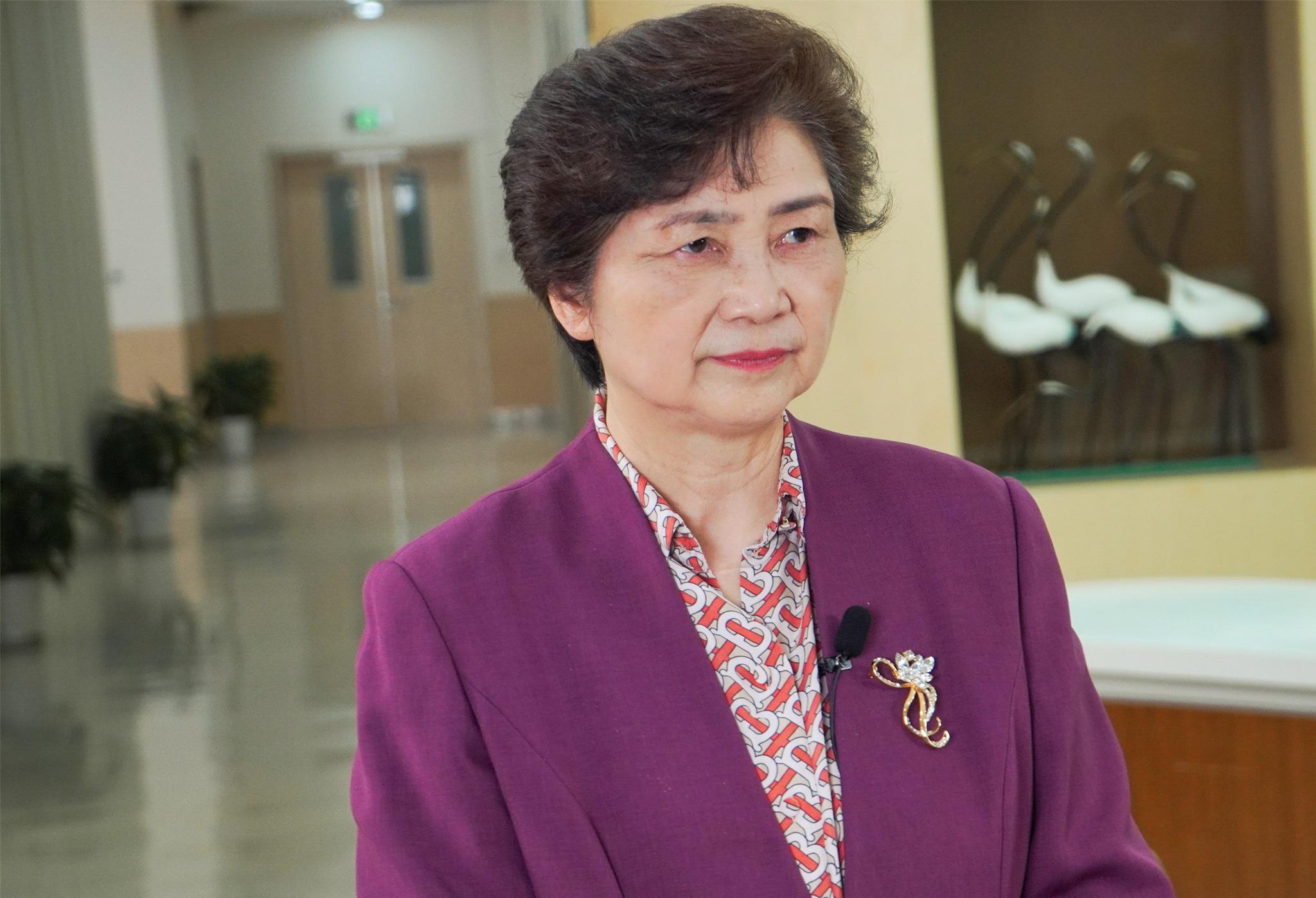 疫情东南卫视抗疫特别节目 李兰娟：人类要掌握自己的命运