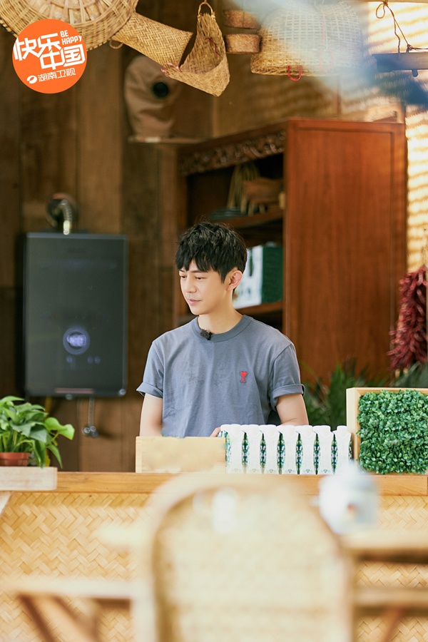 海清《向往4》老师学生齐聚一堂 黄磊海清任重忆往事