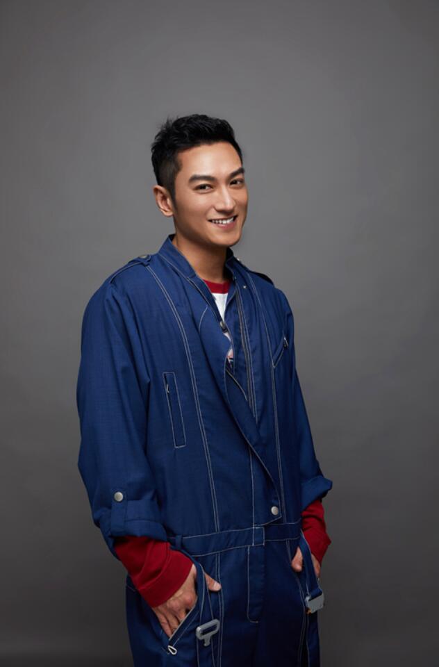 张竣《月上重火》张竣杰演技精湛 戏内儒雅戏外阳光