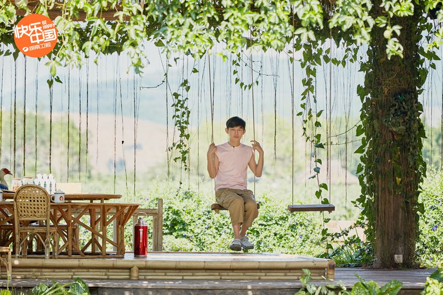 周深毛不易做客《向往4》 岳云鹏蘑开课教相声