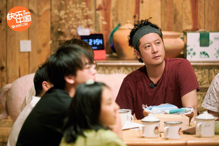 周深毛不易做客《向往4》 岳云鹏蘑开课教相声