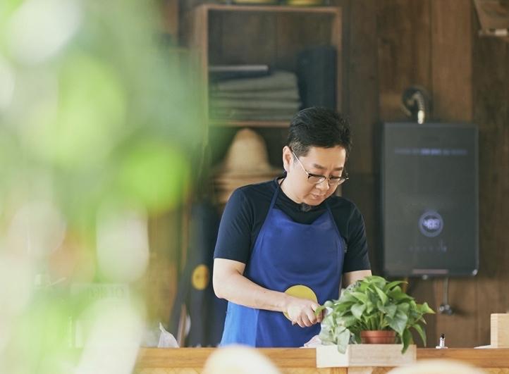 《向往的生活》开新课 岳云鹏挑战女团舞手忙脚乱