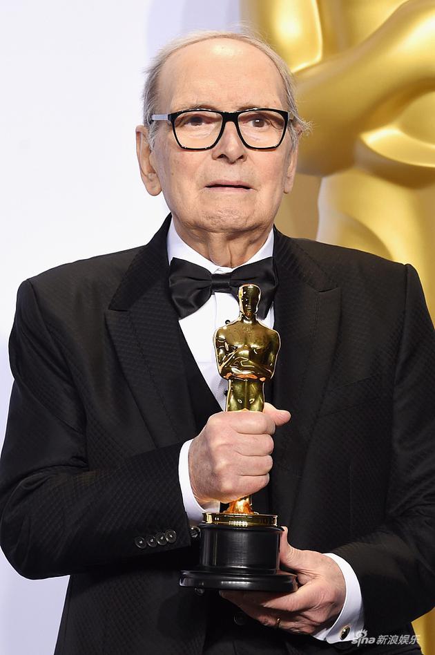 海上钢琴师闫妮发文悼念电影配乐大师莫里康内：走好偶像！