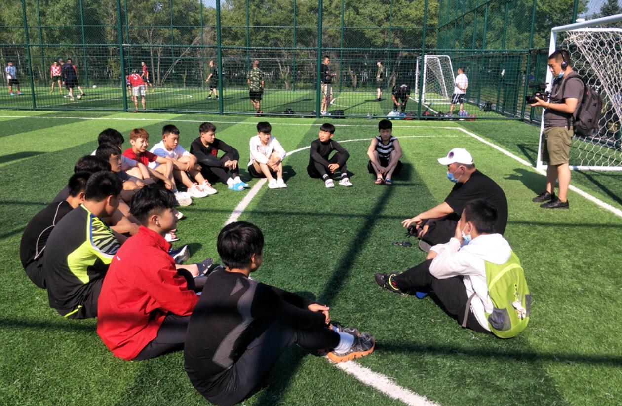 电影|《冰球小子》即将在齐齐哈尔开拍 献礼冬奥