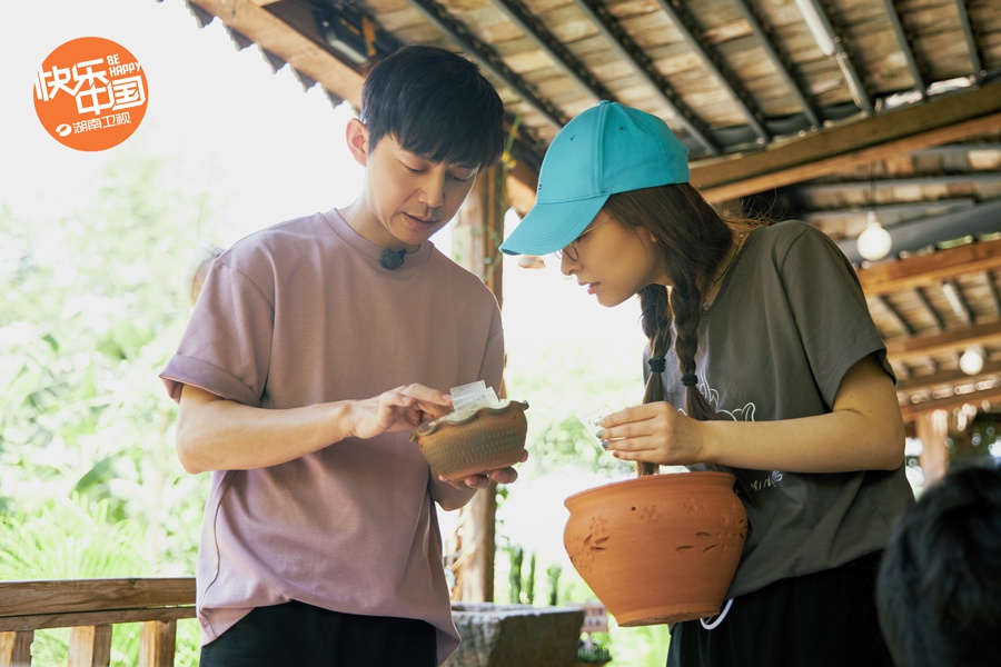 《向往的生活4》快乐家族回忆往事笑泪并存