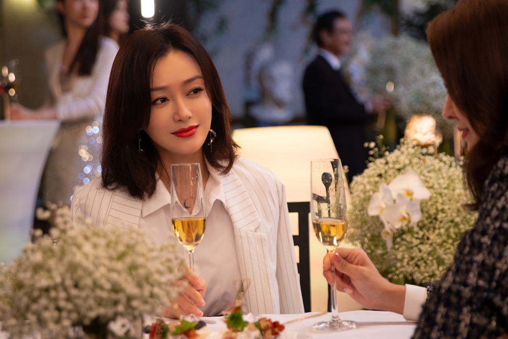 乘风破浪的秦岚,勇敢走出“安静圈”