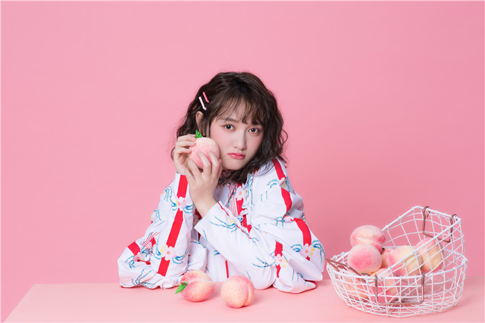 二十不惑|董思怡《二十不惑》开播 呈现多元化角色形象