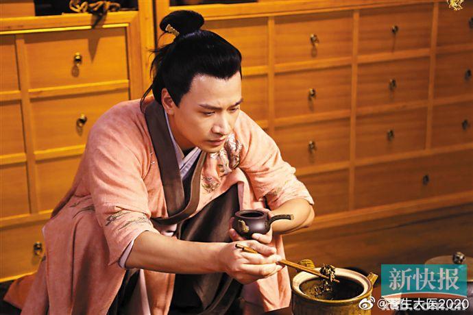 何晟铭演华佗：希望更多人认识国学医术的神奇之处