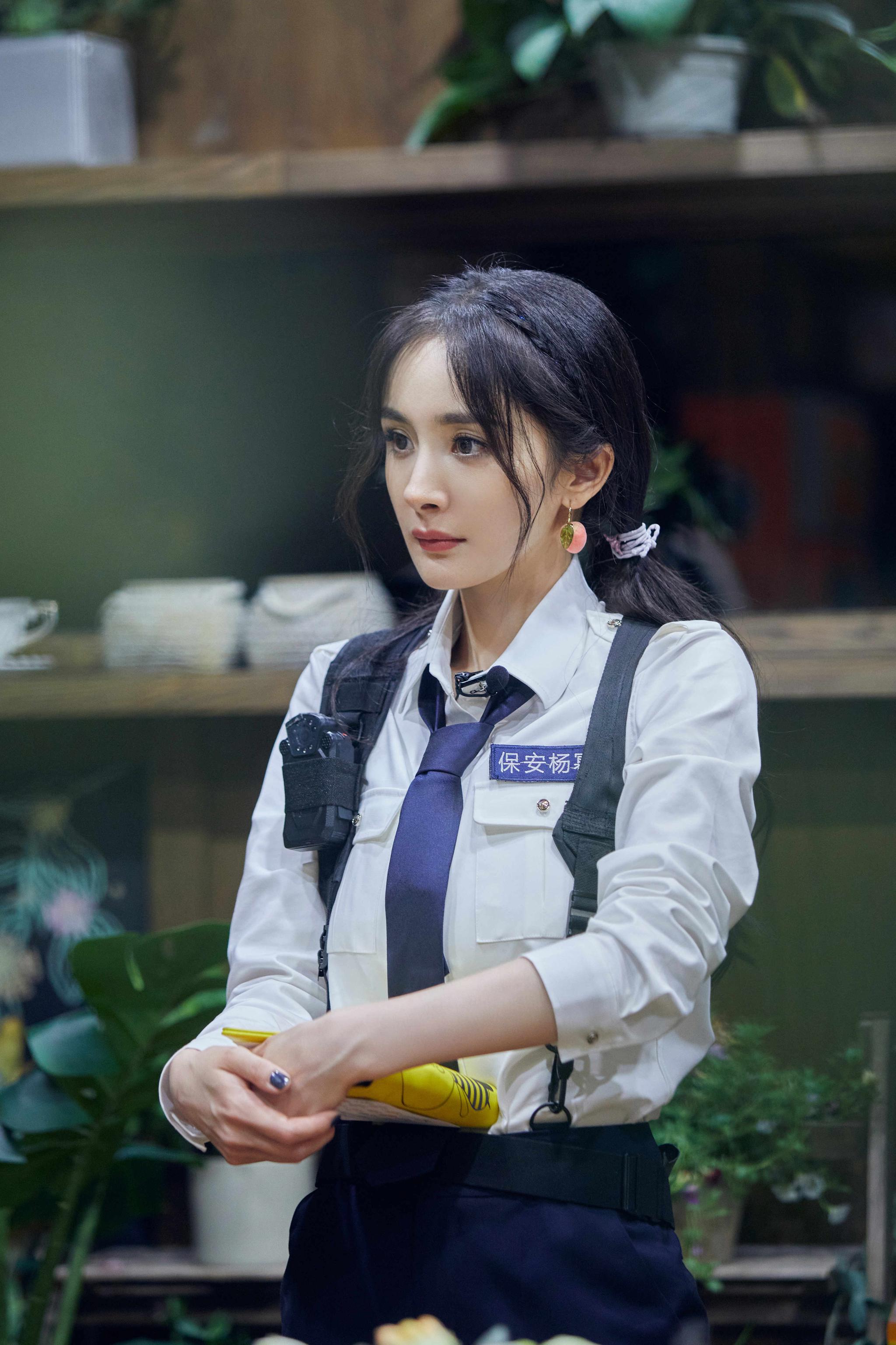 《密逃2》邓伦被吓升级 出现“飞伦腿”特技