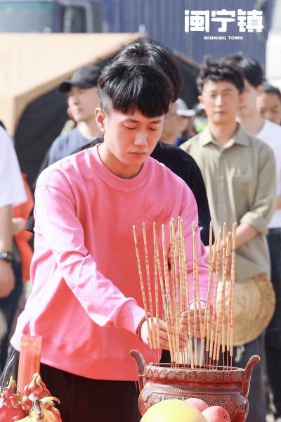 电视剧《闽宁镇》开机 姜冠南挑战扶贫题材