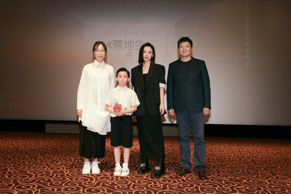 尚语贤出演电影《落地生》酣醉角色演技获赞