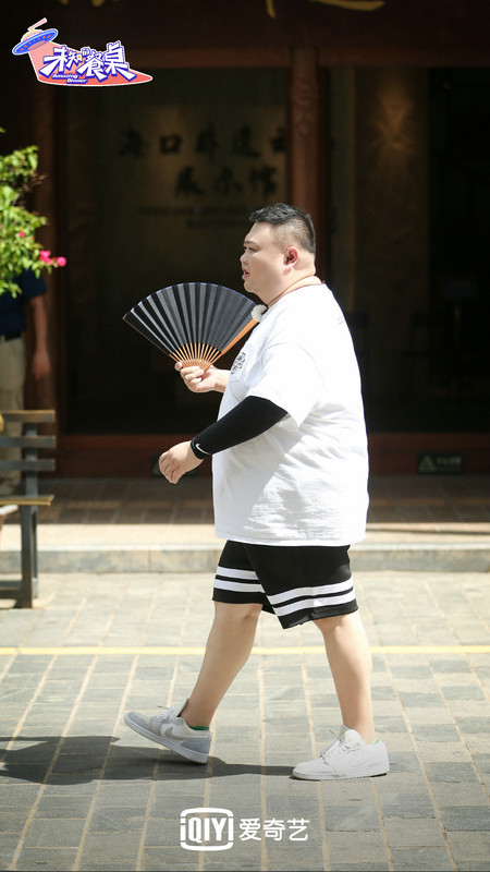 岳云鹏沙溢孙越《未知的餐桌》上演“修罗场” 王子异说Rap教学