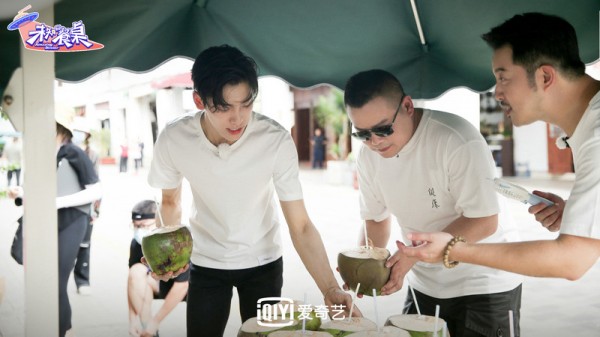 岳云鹏沙溢孙越《未知的餐桌》上演“修罗场” 王子异说Rap教学