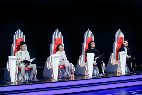 彭小英|《我们签约吧》传递快乐的人生态度引人动情