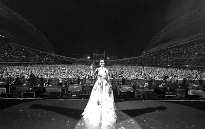 明星|莫让“饭圈”变怪圈