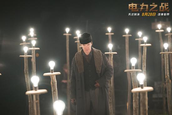 天才|《电力之战》曝爱迪生版预告 “卷福”解密爱迪生