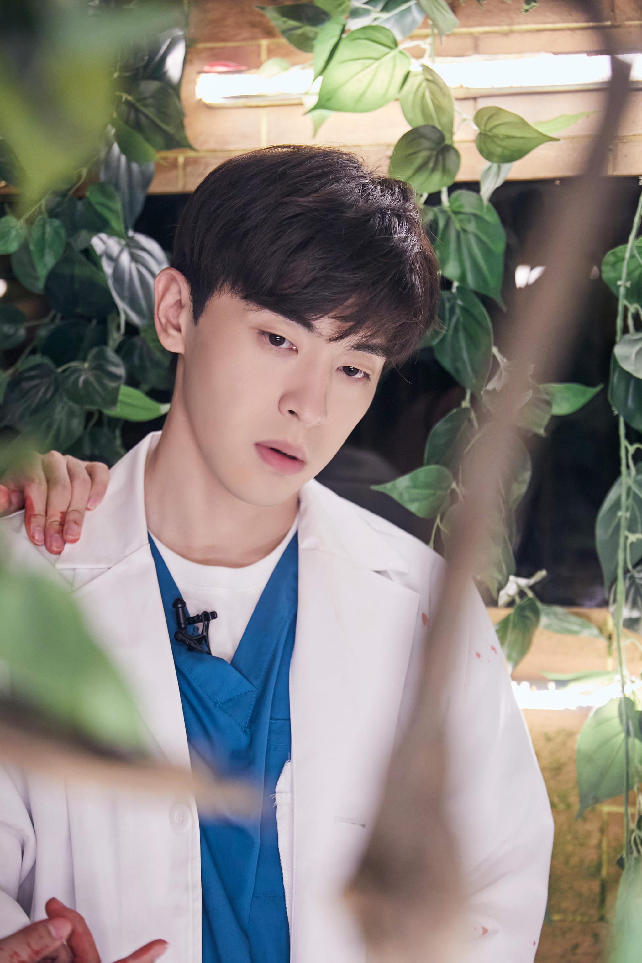 邓伦|《密室大逃脱2》郭麒麟脑洞大开解密码