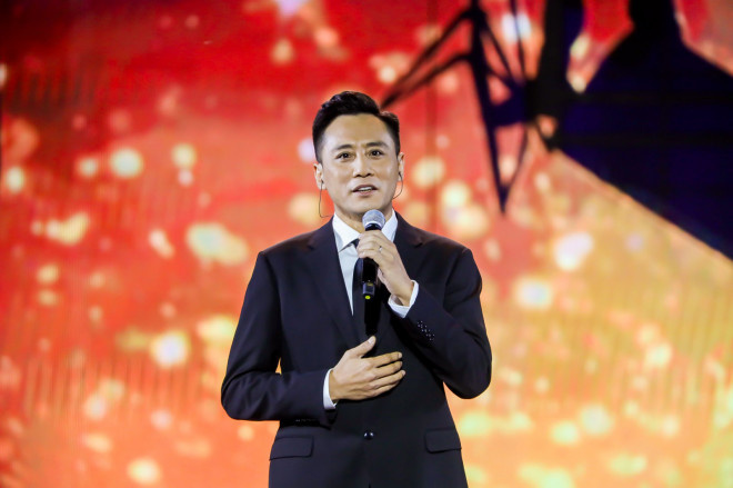 第十五届中国长春电影节正式启动 评委会集体亮相