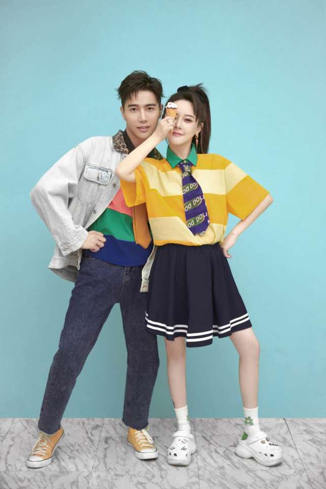 朱怡清诗麒携手推出原立异歌《爱你因为你》