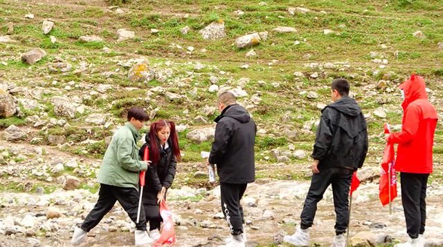 《极限挑战宝藏行》开启甘南之旅 岳云鹏篝火表演引期待