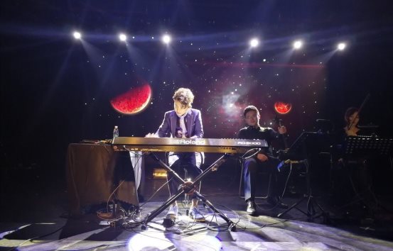 流行钢琴家空降《酷狗星乐坊》与歌迷共赴浪漫秋日大抵会
