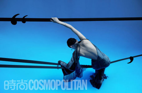 周冬雨逐光成长：希望带给观众更多好作品