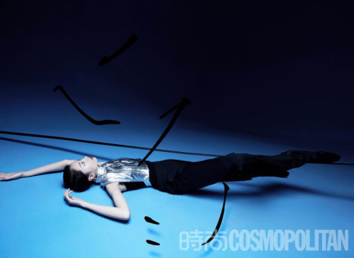 周冬雨逐光成长：希望带给观众更多好作品