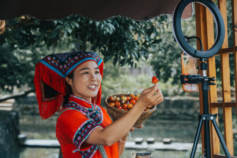 《青春在大地》见证脱贫攻坚时代下的青春故事