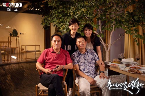 徐帆《走在回家的路上》温情满溢 几度落泪戴德良师挚友