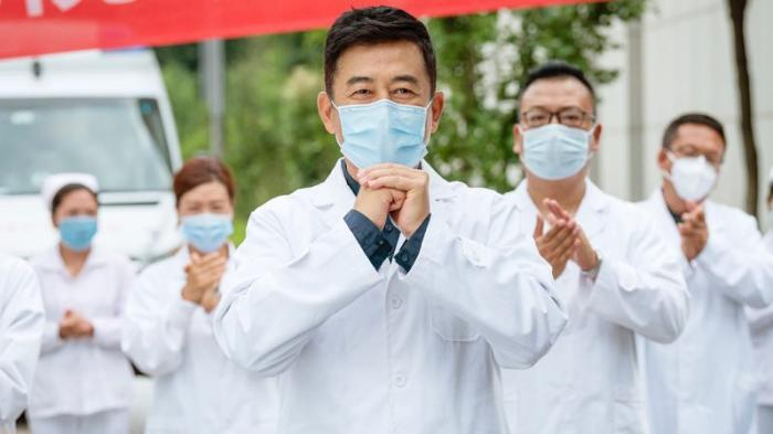 王志飞谈出演《最美逆行者》：能演敬佩的人很荣幸