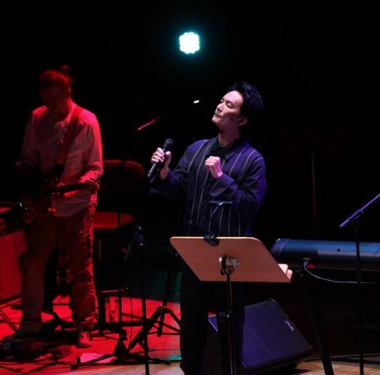 李泉空降《星乐坊》实力唱将深邃沉淀 音乐触动心弦