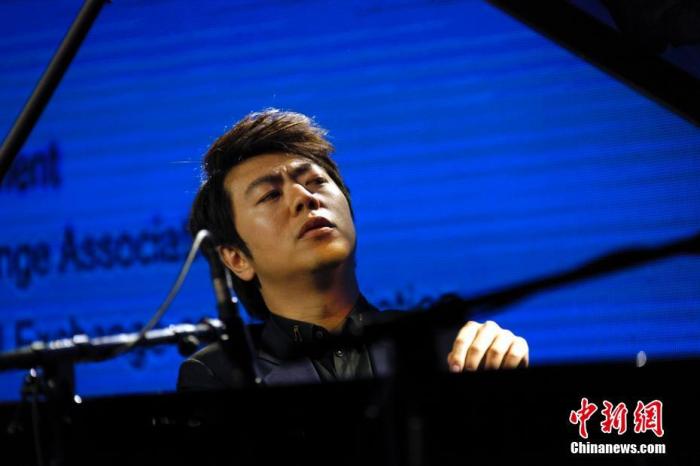 这个中国人的故事将被好莱坞搬上银幕,为什么是他?