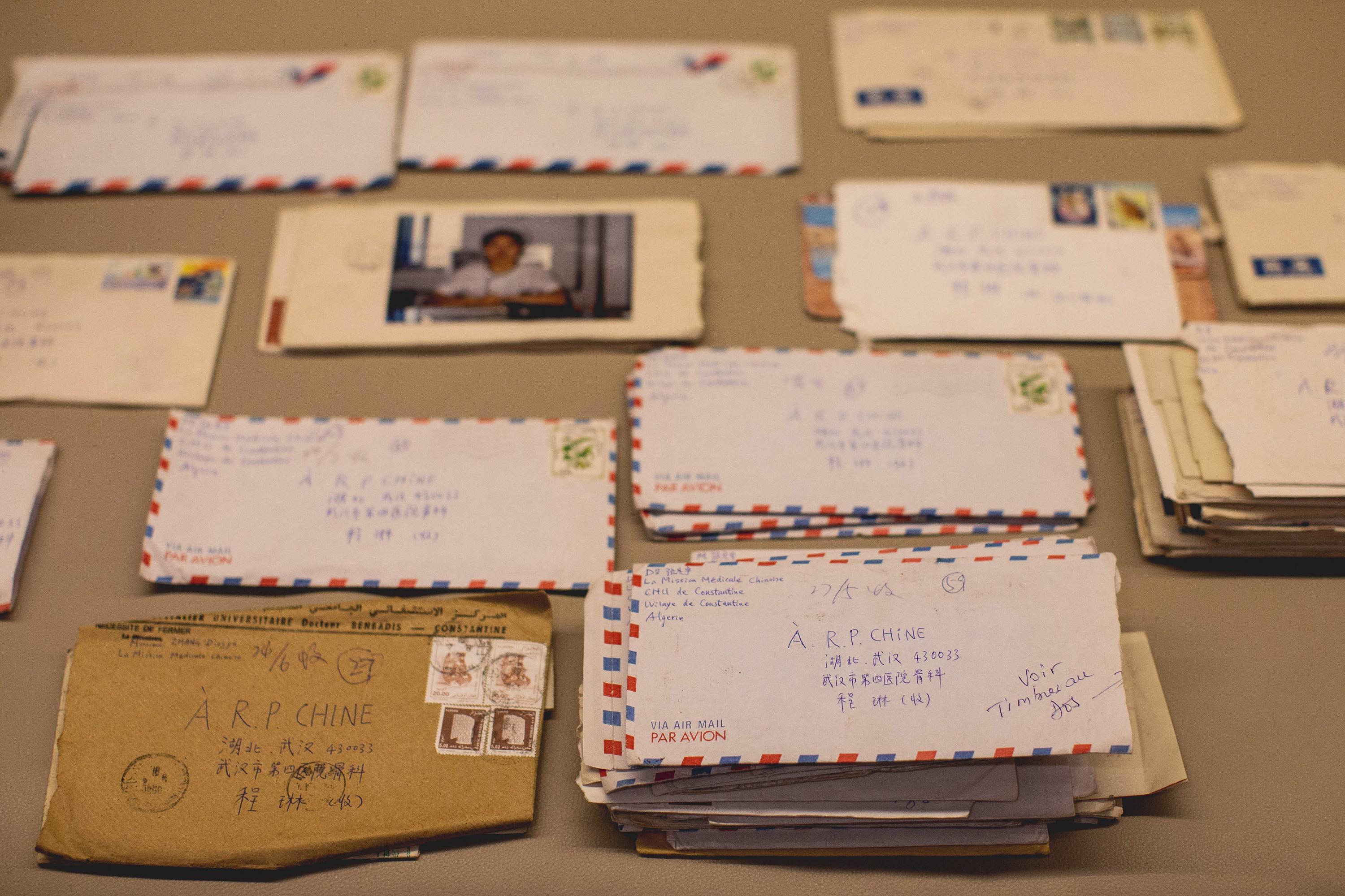 《朗读者》武汉日记 董卿对话“人民英雄”张定宇