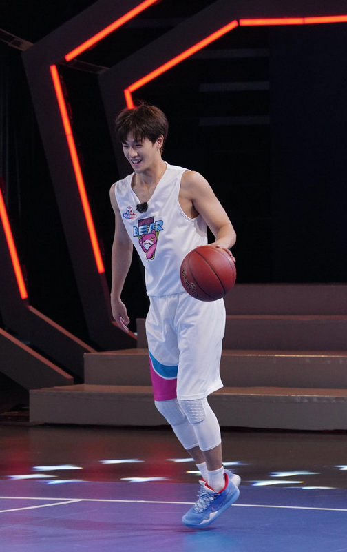 《超级企鹅联盟》第四期 主题稽核难度升级