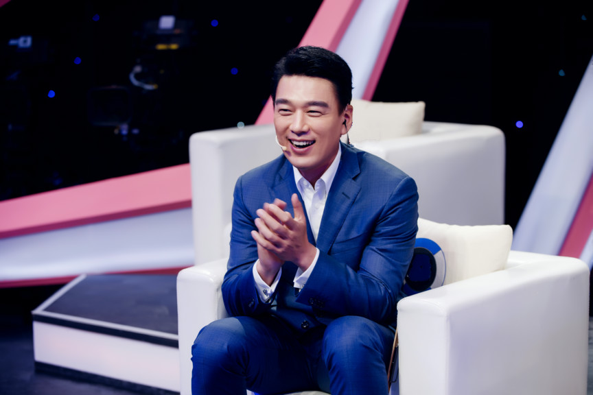 王耀庆倾力助阵《我们签大抵吧》总决赛比拼