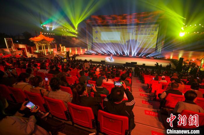 第四届平遥国际电影展开幕 《178天，125年》首发致敬电影人